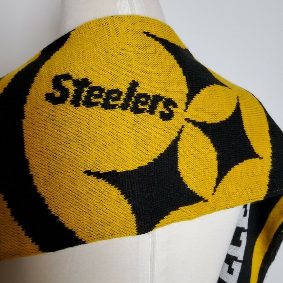 NFL Pittsburgh Steelers Football Scarf - Picture 3 of 4